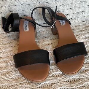 Black Steve Madden sandals